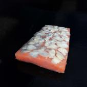 Saku Saumon  Fumé  Confit Amaretto & Amandes