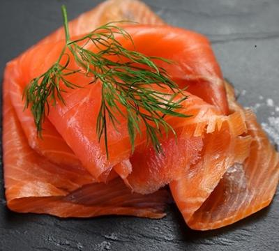 Saumon fumé d'Écosse ou Norvège, fumé confit à froid Nature, coupe traditionelle